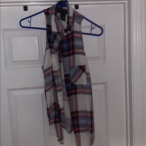 Plaid tank top😍😍😍